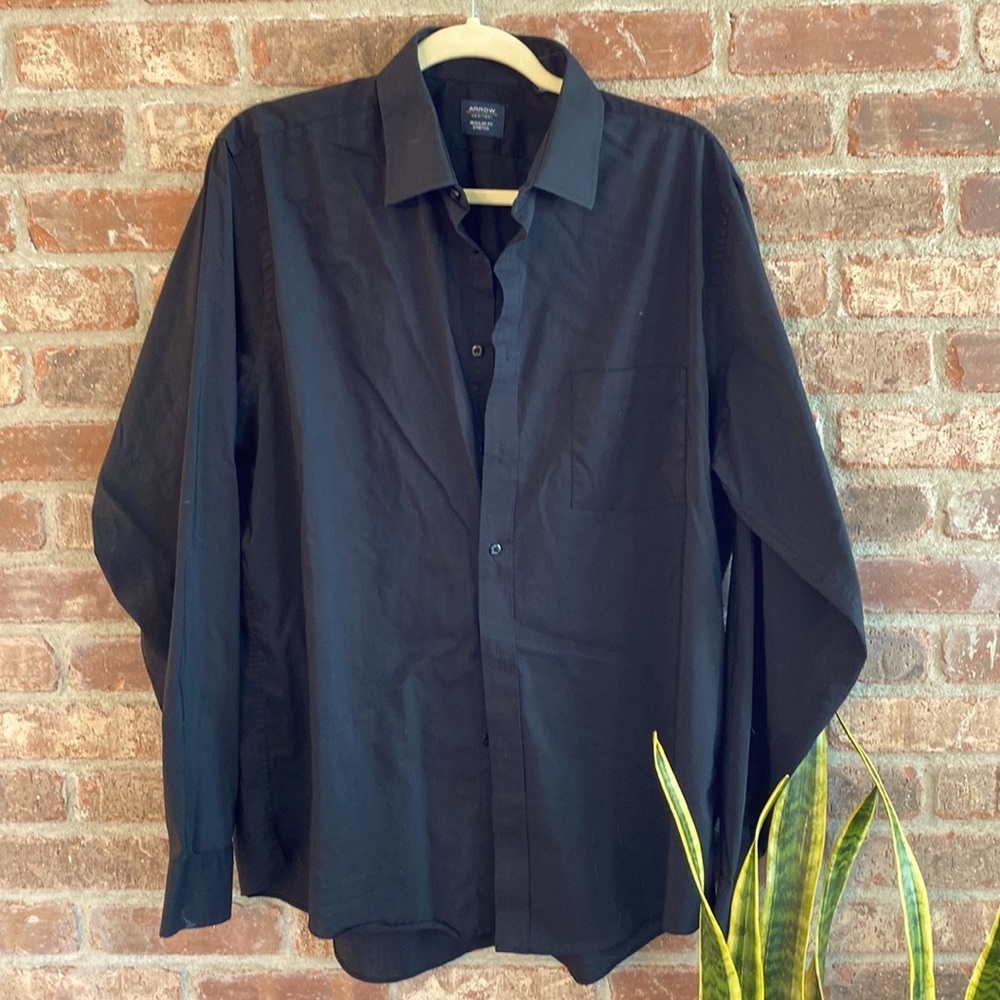 Arrow black 16-16.5, 36/37 large button up
